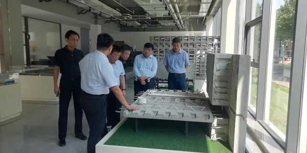 新乡市政协领导参观清水科技展厅